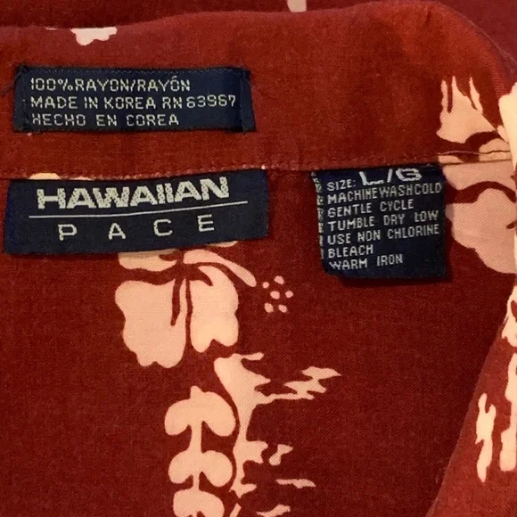 NWOT Hawaiian Pace Burgundy w/Pink Hibiscus Flowers Button Down Short Sleeve Top - Picture 6 of 6